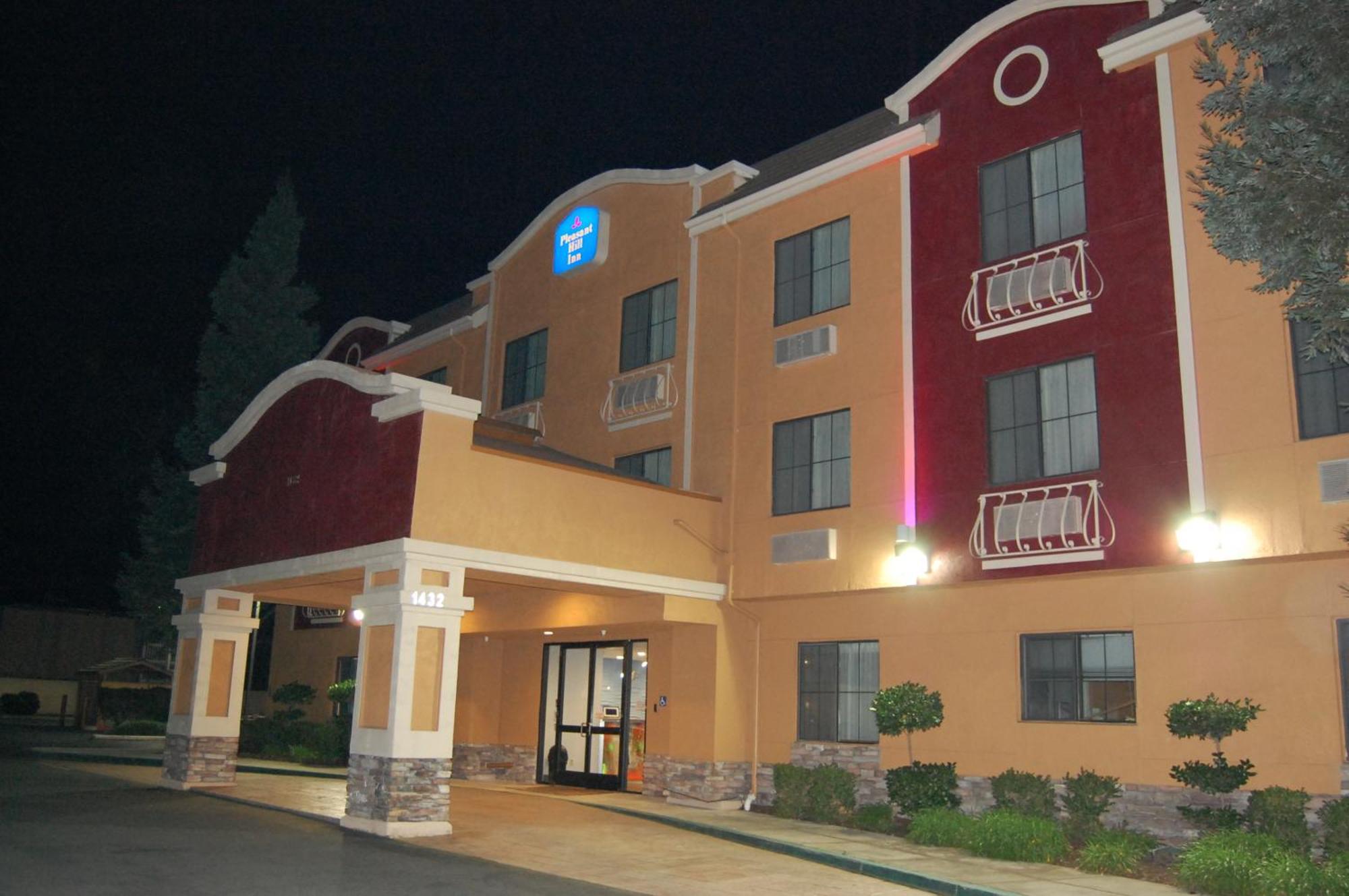 Pleasant Hill Inn Екстериор снимка