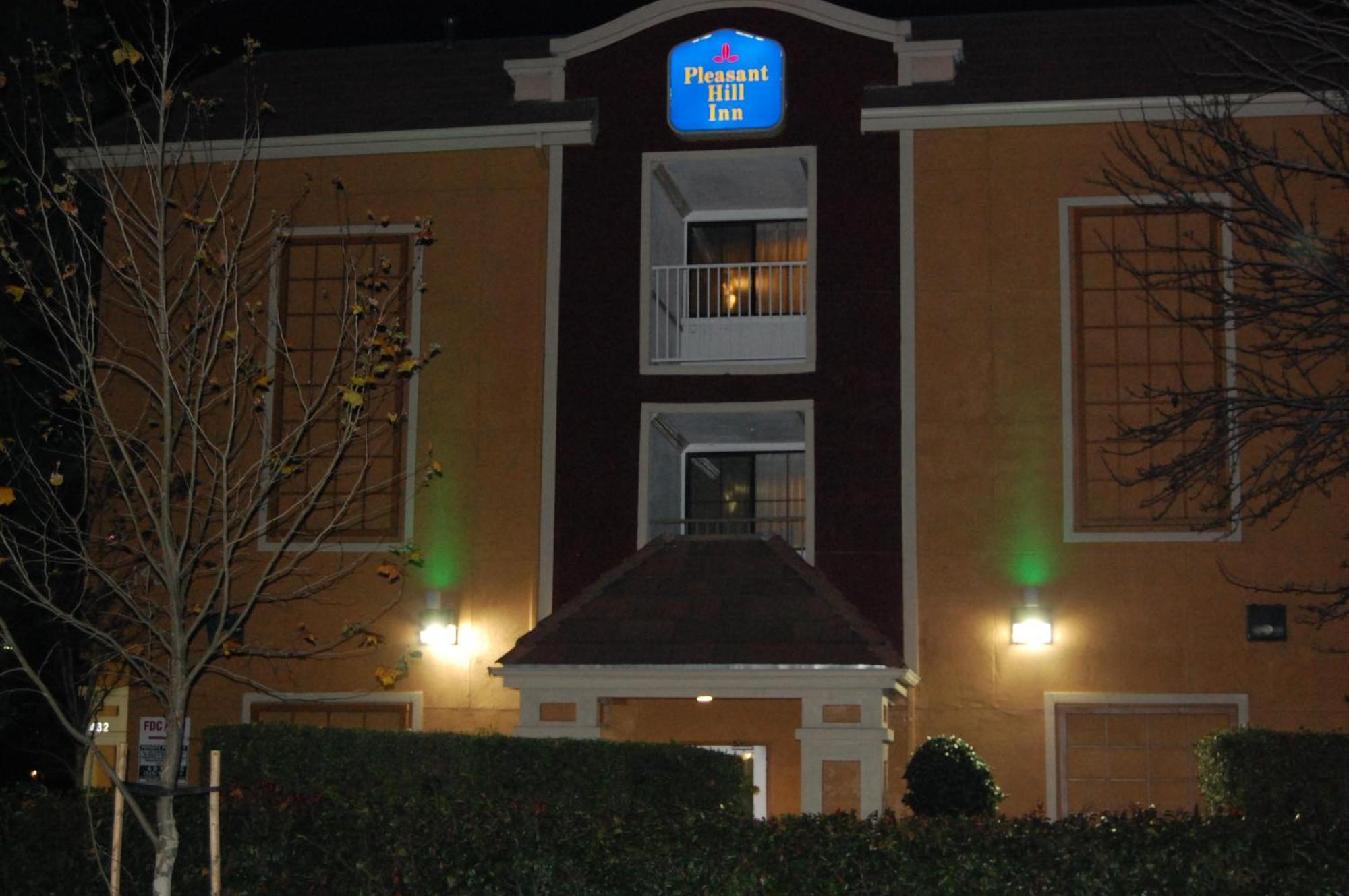Pleasant Hill Inn Екстериор снимка