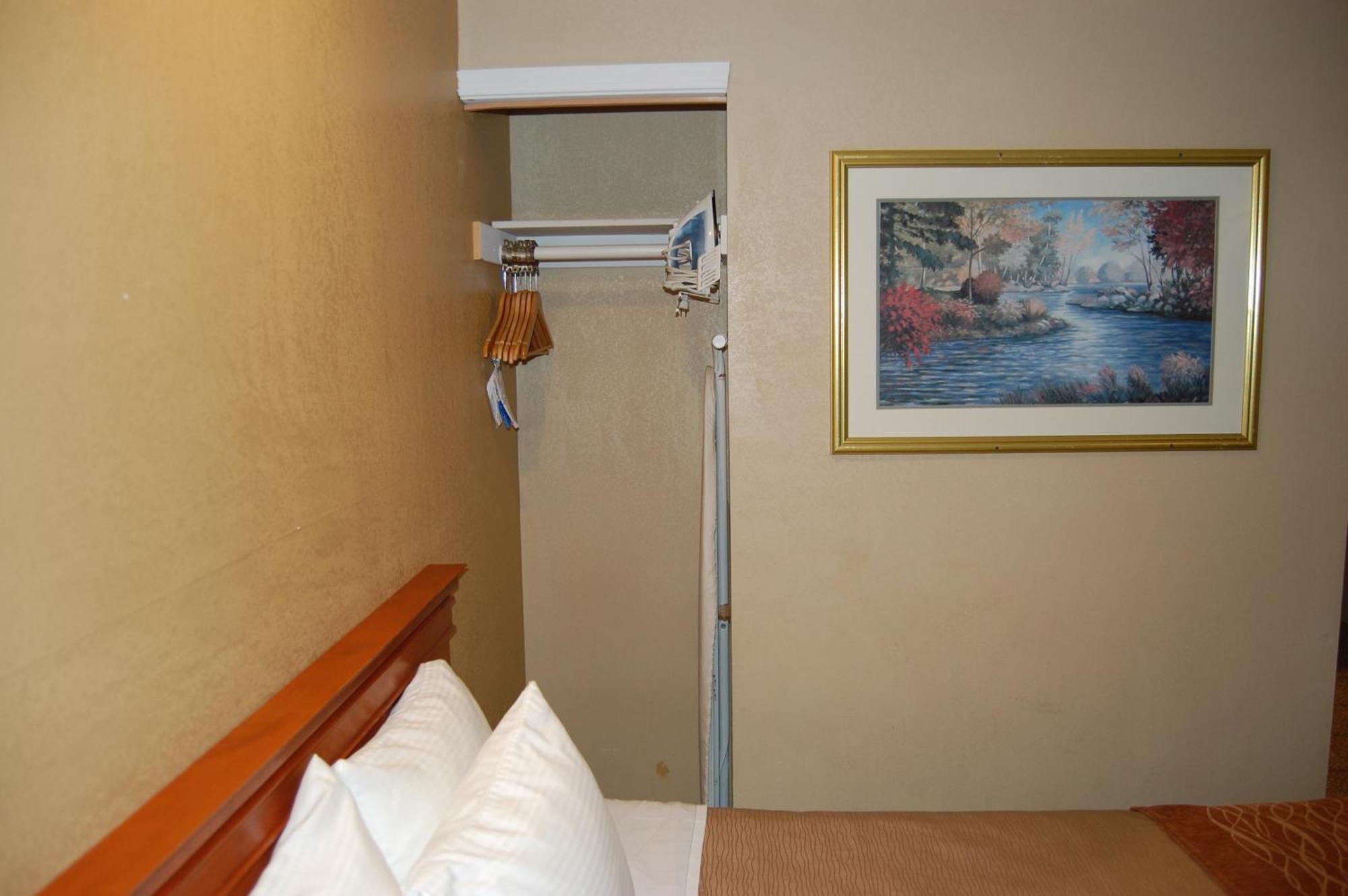 Pleasant Hill Inn Екстериор снимка