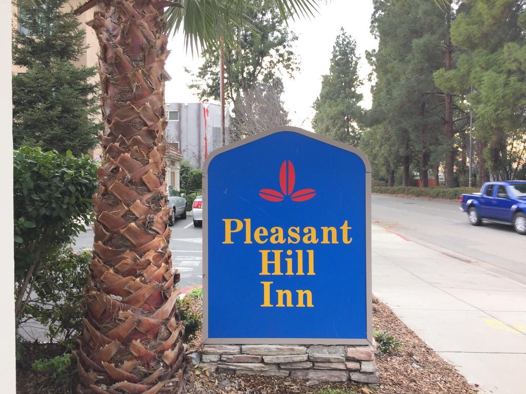 Pleasant Hill Inn Екстериор снимка
