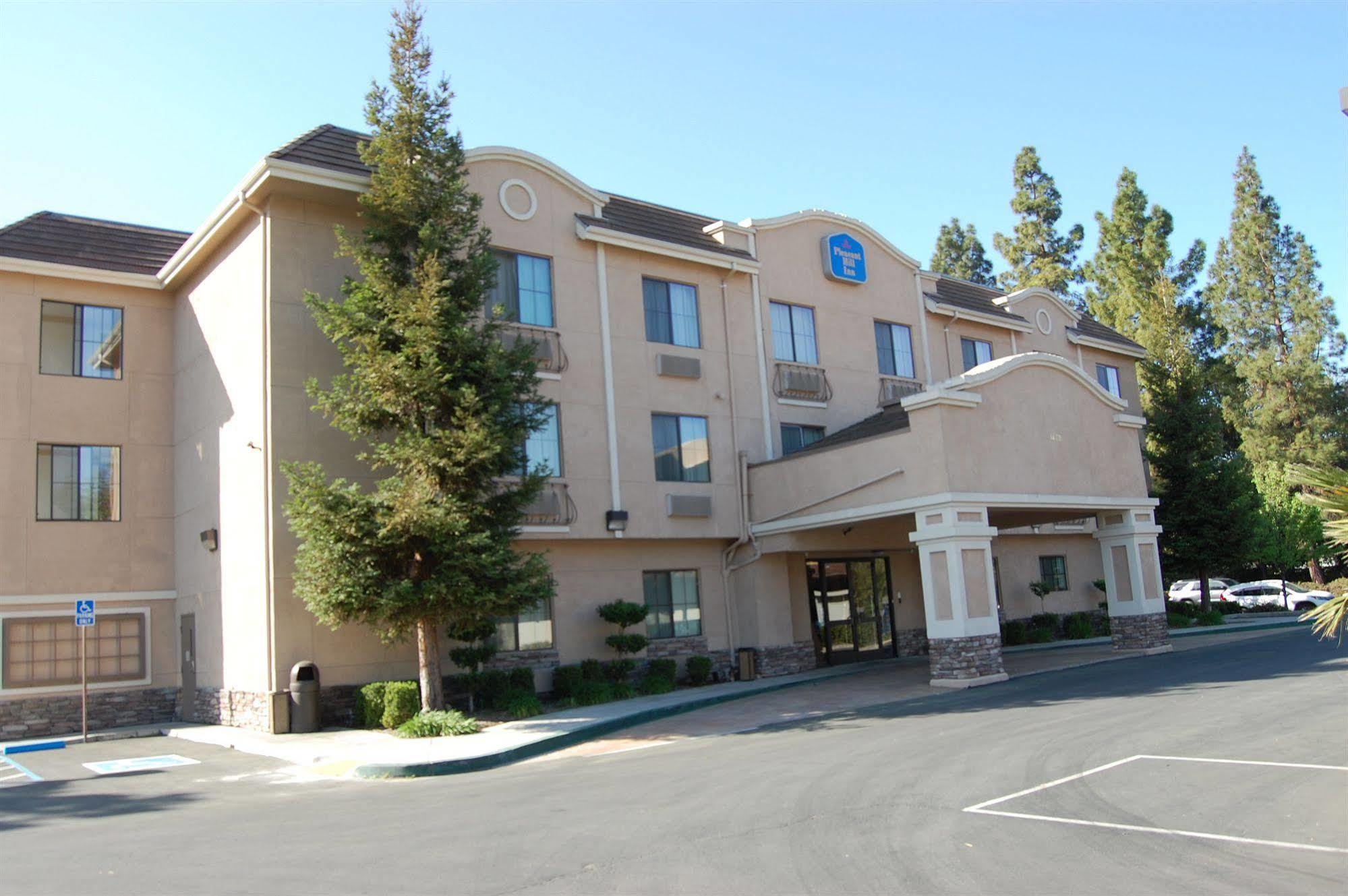 Pleasant Hill Inn Екстериор снимка