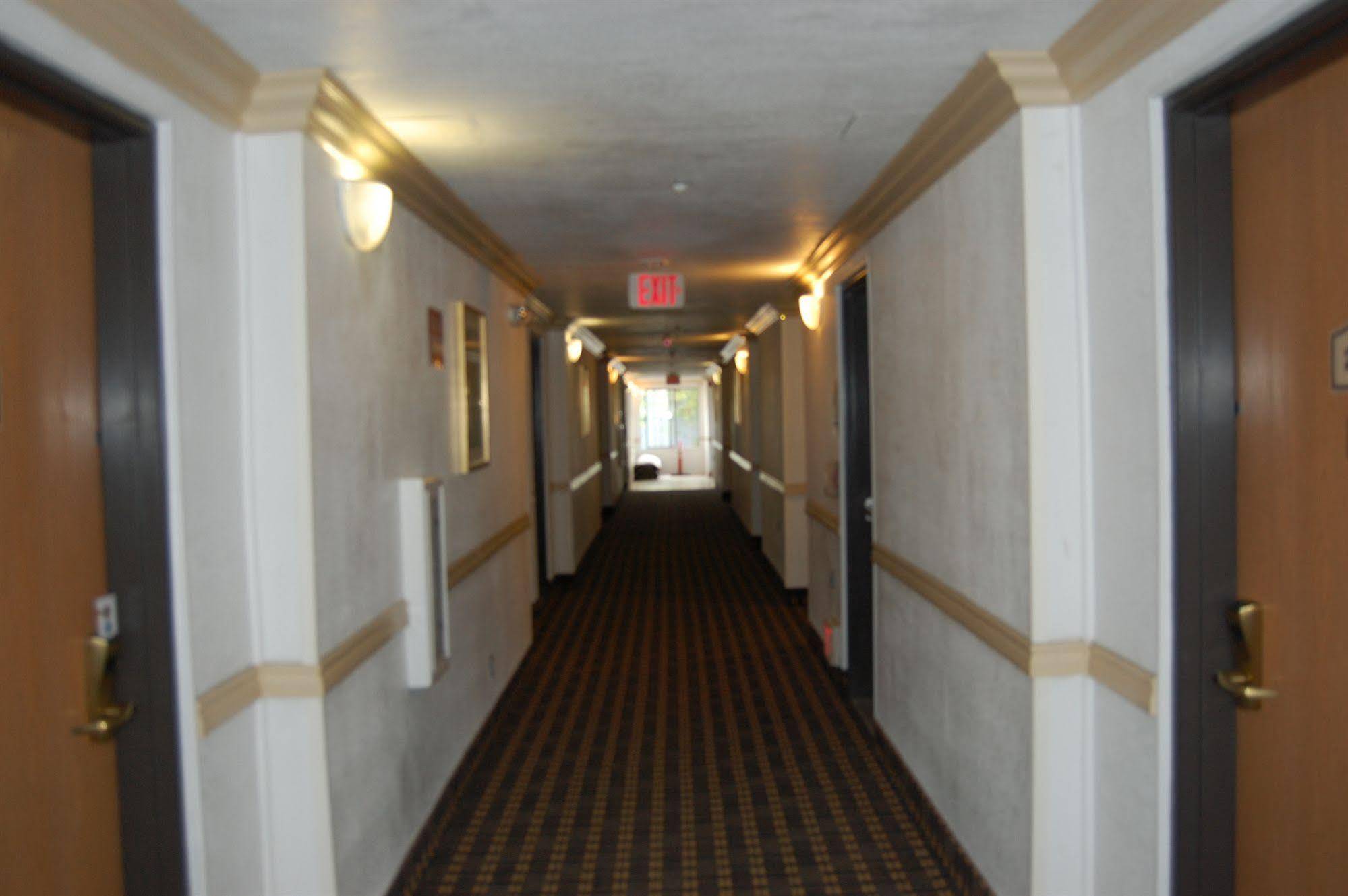 Pleasant Hill Inn Екстериор снимка